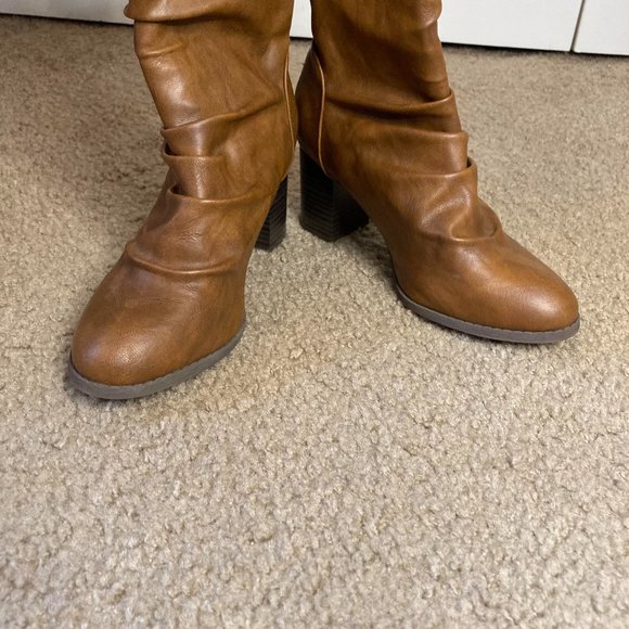 Journee Collection Women's Sequoia Stacked Heel Slouch Mid-Calf Boots Brown 7.5 - Picture 4 of 9